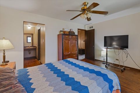 Tiny photo for 16533 Louis Avenue, South Holland, IL 60473 (MLS # 12618733)