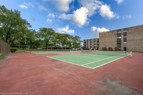 Tiny photo for 8901 N Western Avenue #202, Des Plaines, IL 60016 (MLS # 12778666)