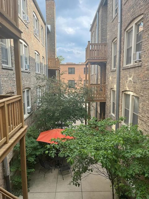 Tiny photo for 605 Washington Boulevard #3N, Oak Park, IL 60302 (MLS # 12627674)