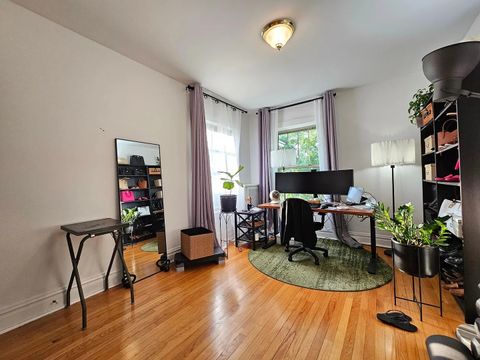 Tiny photo for 605 Washington Boulevard #3N, Oak Park, IL 60302 (MLS # 12627674)