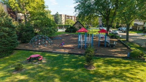 Tiny photo for 725 W Huntington Commons Road #306, Mount Prospect, IL 60056 (MLS # 12740271)