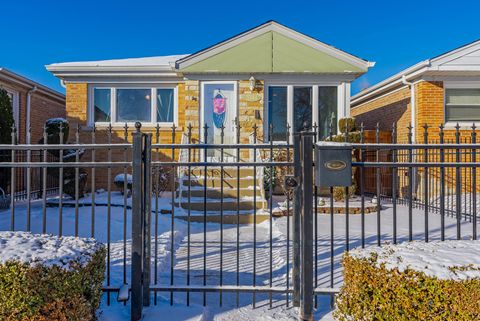 5344 N Mulligan Avenue Chicago IL 60630