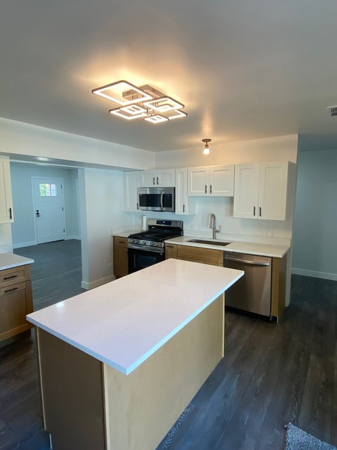 Tiny photo for 9606 S Natoma Avenue, Oak Lawn, IL 60453 (MLS # 12772848)