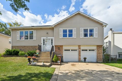 Photo of 1890 Harvest Lane, Glendale Heights, IL 60139 (MLS # 12477640)