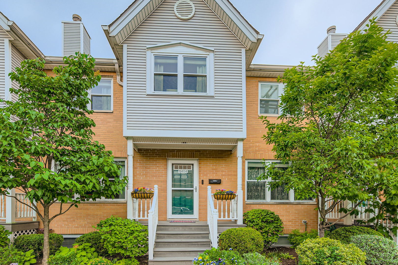 5404 N HOYNE Avenue 5404