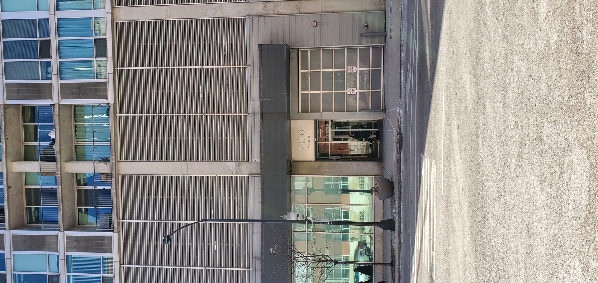 700 W Van Buren Street 1101