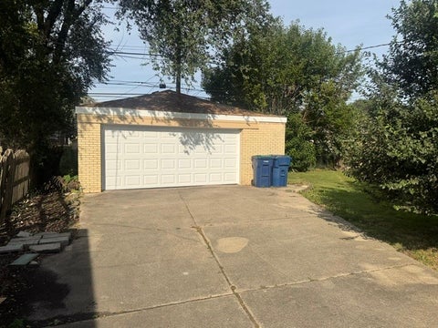 Tiny photo for 9426 S Avers Avenue, Evergreen Park, IL 60805 (MLS # 12760473)