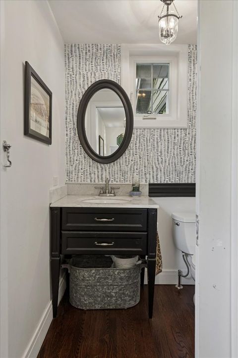 Tiny photo for 420 W Cook Avenue, Libertyville, IL 60048 (MLS # 12471384)