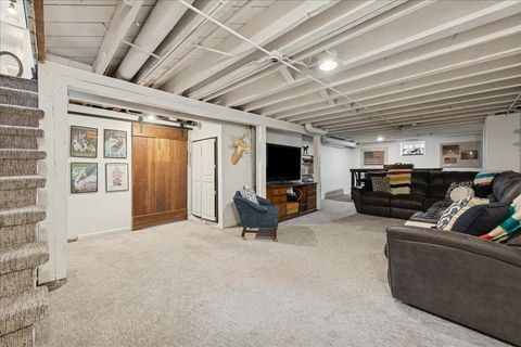 Tiny photo for 420 W Cook Avenue, Libertyville, IL 60048 (MLS # 12471384)