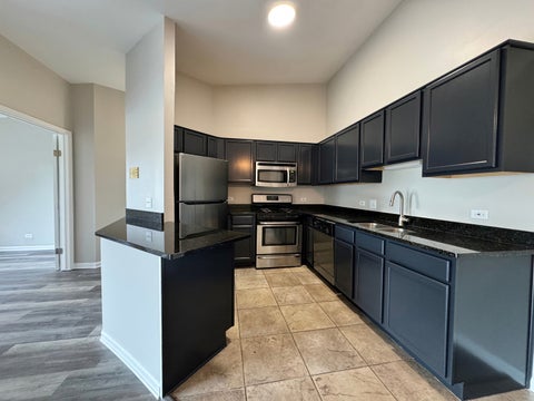 Tiny photo for 1539 RAYMOND Drive #204, Naperville, IL 60563 (MLS # 12765249)