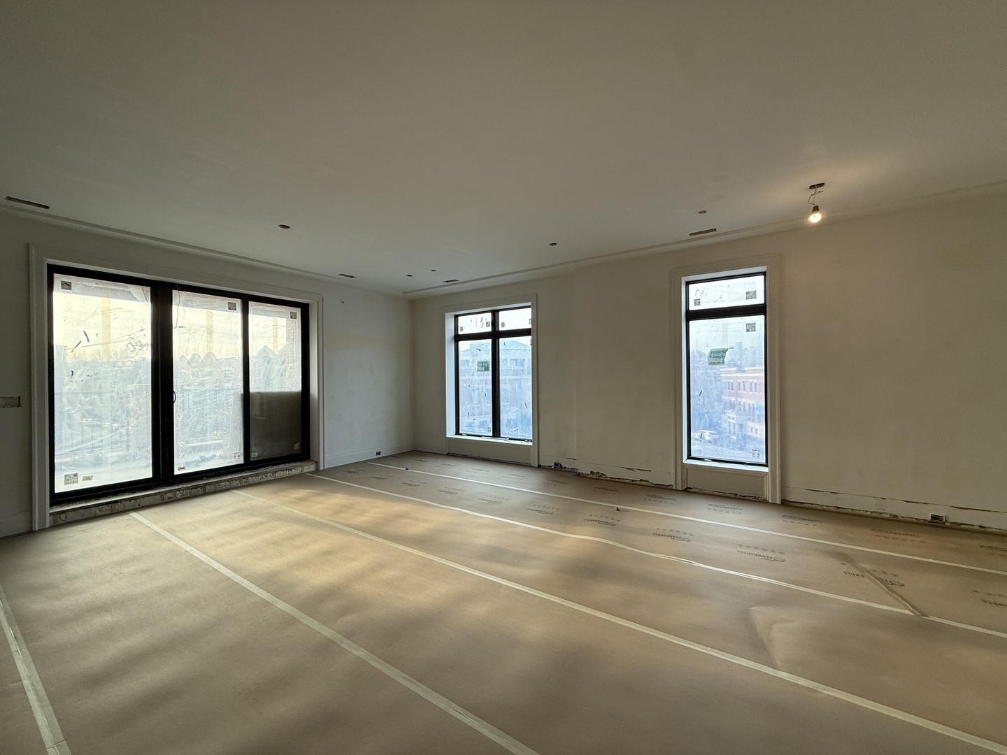 405 W Armitage Avenue 3N