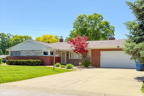 Photo of 6200 W 128th Street, Palos Heights, IL 60463 (MLS # 12727587)