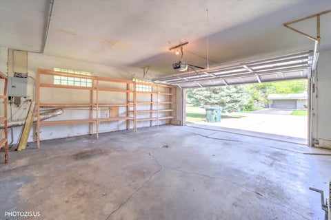 Tiny photo for 6200 W 128th Street, Palos Heights, IL 60463 (MLS # 12727587)