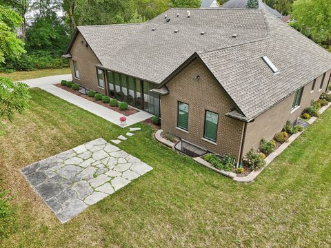 A home in Fox Lake