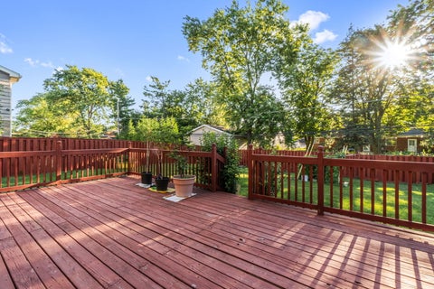 Tiny photo for 818 Prairie Lawn Road, Glenview, IL 60025 (MLS # 12720564)