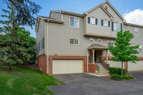 Photo of 309 Monarch Drive #26S, Streamwood, IL 60107 (MLS # 12402225)
