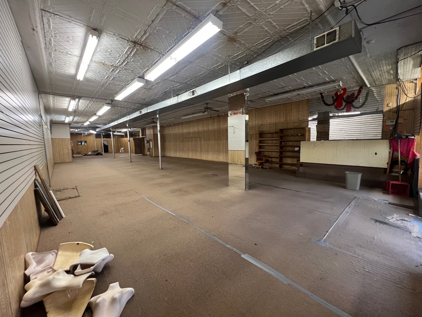 3025 N Milwaukee Avenue