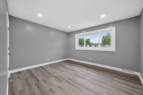 Tiny photo for 257 dover Drive #c, Des Plaines, IL 60018 (MLS # 12723363)