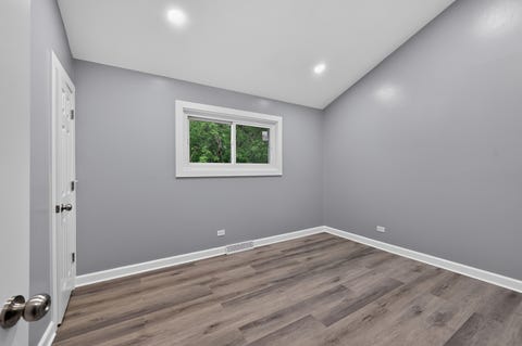 Tiny photo for 257 dover Drive #c, Des Plaines, IL 60018 (MLS # 12723363)