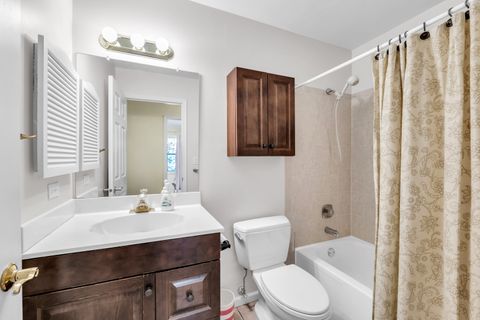 Tiny photo for 896 Chaucer Way, Buffalo Grove, IL 60089 (MLS # 12497901)