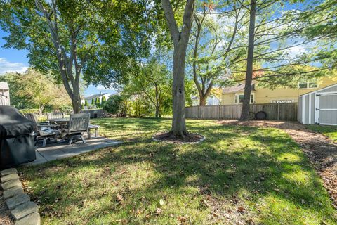 Tiny photo for 896 Chaucer Way, Buffalo Grove, IL 60089 (MLS # 12497901)