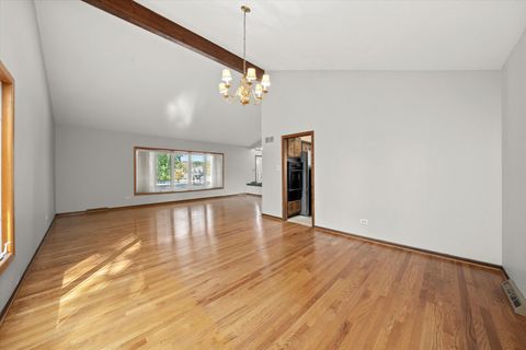 Tiny photo for 9047 W Oak Crest Court, Palos Hills, IL 60465 (MLS # 12488410)