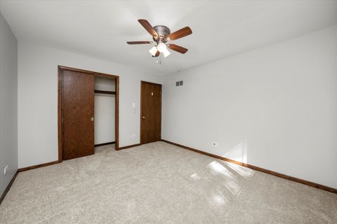 Tiny photo for 9047 W Oak Crest Court, Palos Hills, IL 60465 (MLS # 12488410)