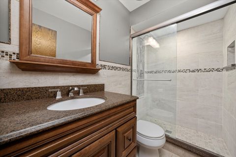 Tiny photo for 9047 W Oak Crest Court, Palos Hills, IL 60465 (MLS # 12488410)