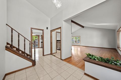 Tiny photo for 9047 W Oak Crest Court, Palos Hills, IL 60465 (MLS # 12488410)
