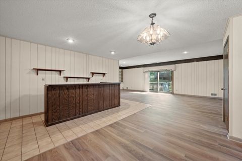 Tiny photo for 9047 W Oak Crest Court, Palos Hills, IL 60465 (MLS # 12488410)
