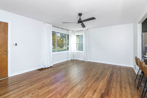 Tiny photo for 3210 Madison Avenue, Brookfield, IL 60513 (MLS # 12510981)