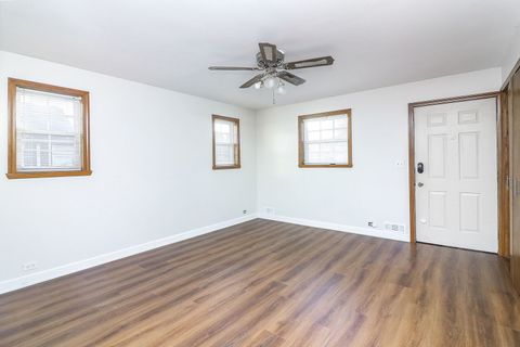 Tiny photo for 3210 Madison Avenue, Brookfield, IL 60513 (MLS # 12510981)