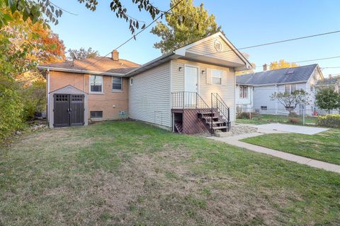 Tiny photo for 3210 Madison Avenue, Brookfield, IL 60513 (MLS # 12510981)