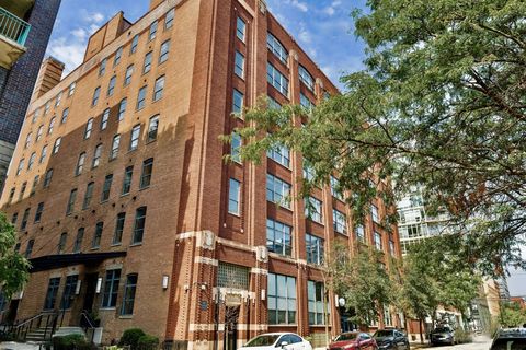 14 N Peoria Street 6H-7H Chicago IL 60607