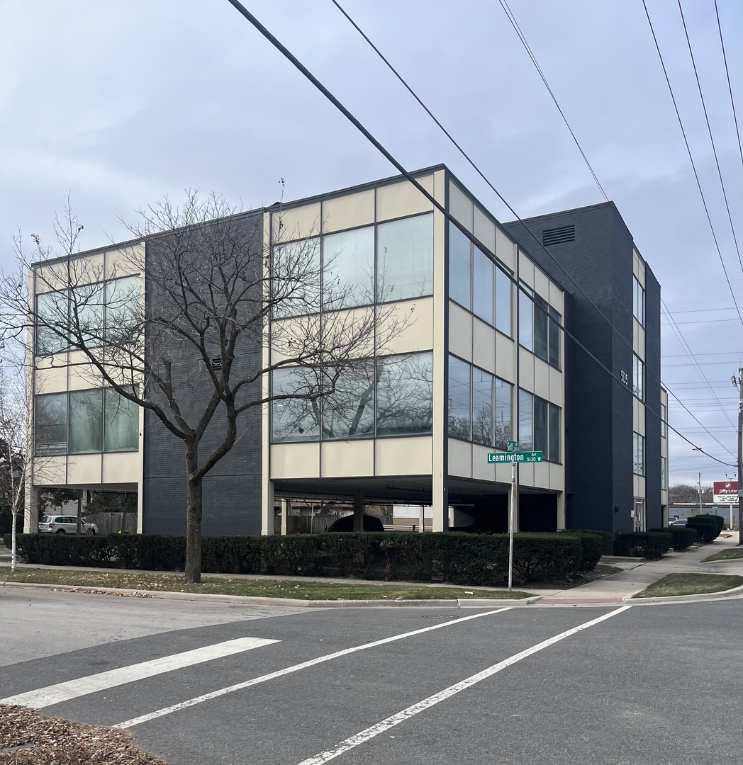 5135 Golf Road