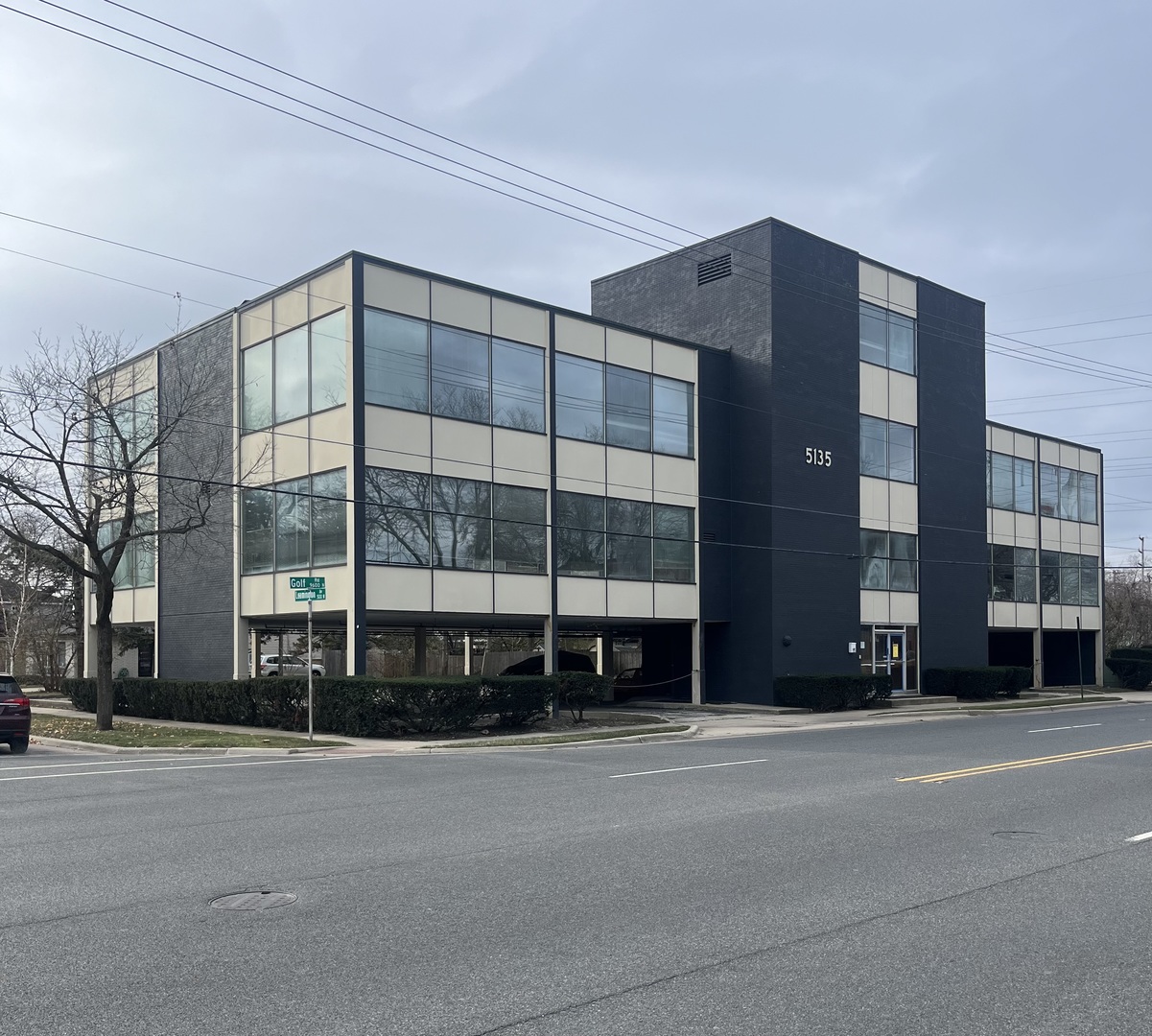 5135 Golf Road