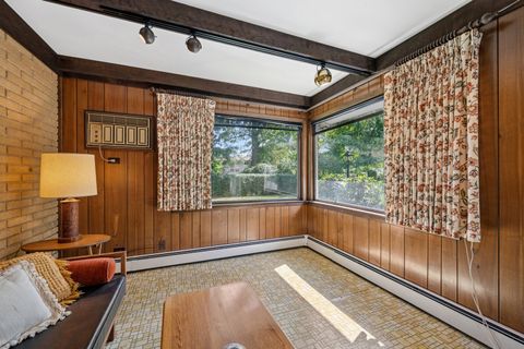 Tiny photo for 301 S Arlington Heights Road, Elk Grove Village, IL 60007 (MLS # 12492041)