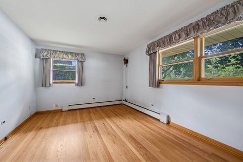 Tiny photo for 301 S Arlington Heights Road, Elk Grove Village, IL 60007 (MLS # 12492041)