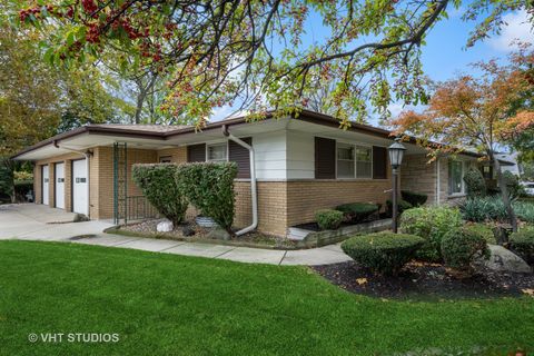 Tiny photo for 301 S Arlington Heights Road, Elk Grove Village, IL 60007 (MLS # 12492041)