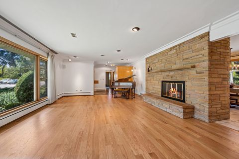Tiny photo for 301 S Arlington Heights Road, Elk Grove Village, IL 60007 (MLS # 12492041)