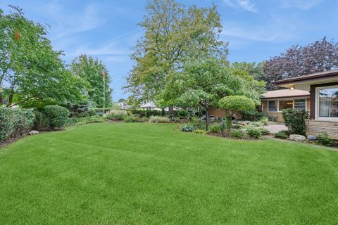 Tiny photo for 301 S Arlington Heights Road, Elk Grove Village, IL 60007 (MLS # 12492041)