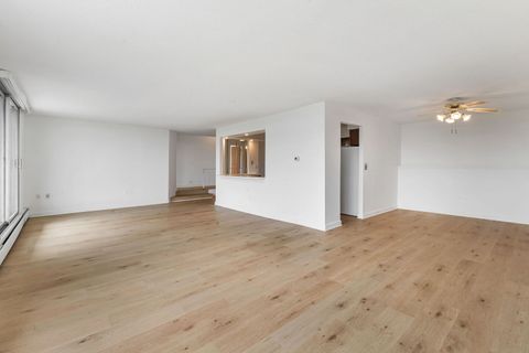Tiny photo for 8809 Golf Road #8A, Niles, IL 60714 (MLS # 12671909)