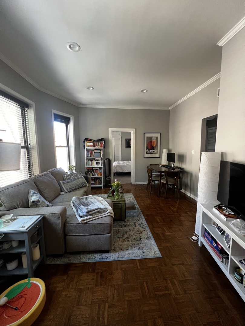 749 W California Terrace 2