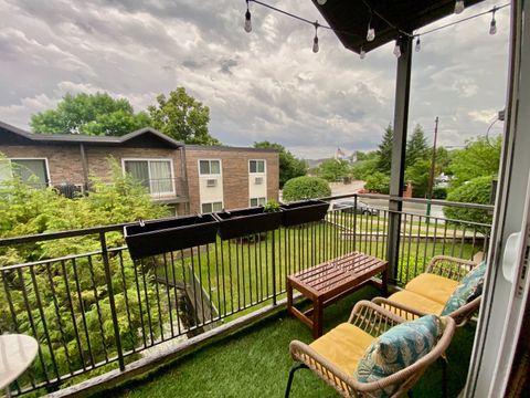 Tiny photo for 6359 N Ridge Avenue #302, Chicago, IL 60660 (MLS # 12690916)