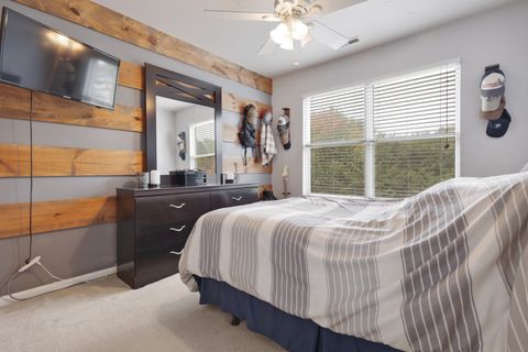 Tiny photo for 308 Cornwall Avenue, South Elgin, IL 60177 (MLS # 12491852)