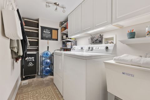 Tiny photo for 308 Cornwall Avenue, South Elgin, IL 60177 (MLS # 12491852)