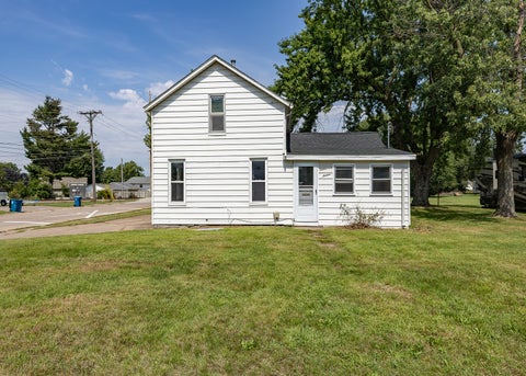 Photo of 1216 4th Street, Camanche, IA 52730 (MLS # 12749081)
