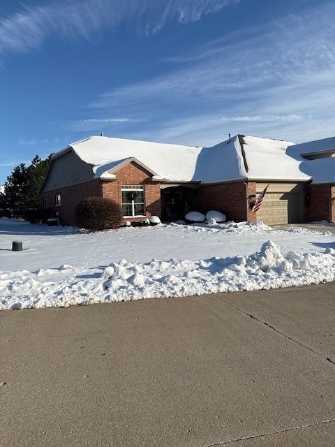 Photo of 4 Monarch Drive, Bloomington, IL 61704 (MLS # 12527709)