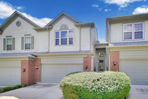 Photo of 923 Kings Canyon Drive, Streamwood, IL 60107 (MLS # 12765965)