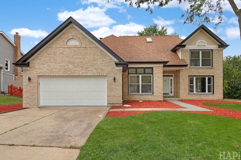 Tiny photo for 275 Farmhill Drive, Algonquin, IL 60102 (MLS # 12759717)